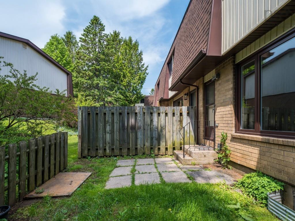 












36 Chelsea Lane

,
Halifax,




NS
B3M 1K9

