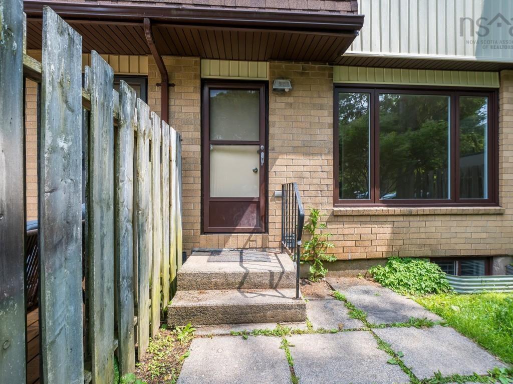 












36 Chelsea Lane

,
Halifax,




NS
B3M 1K9

