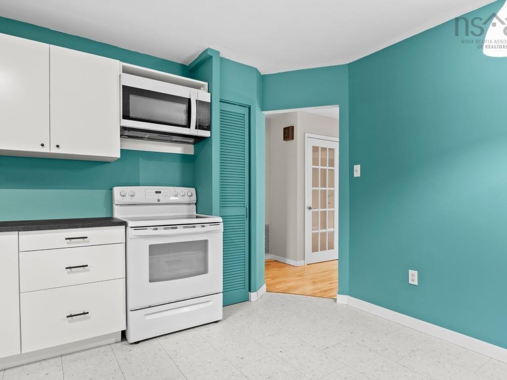 












36 Chelsea Lane

,
Halifax,




NS
B3M 1K9

