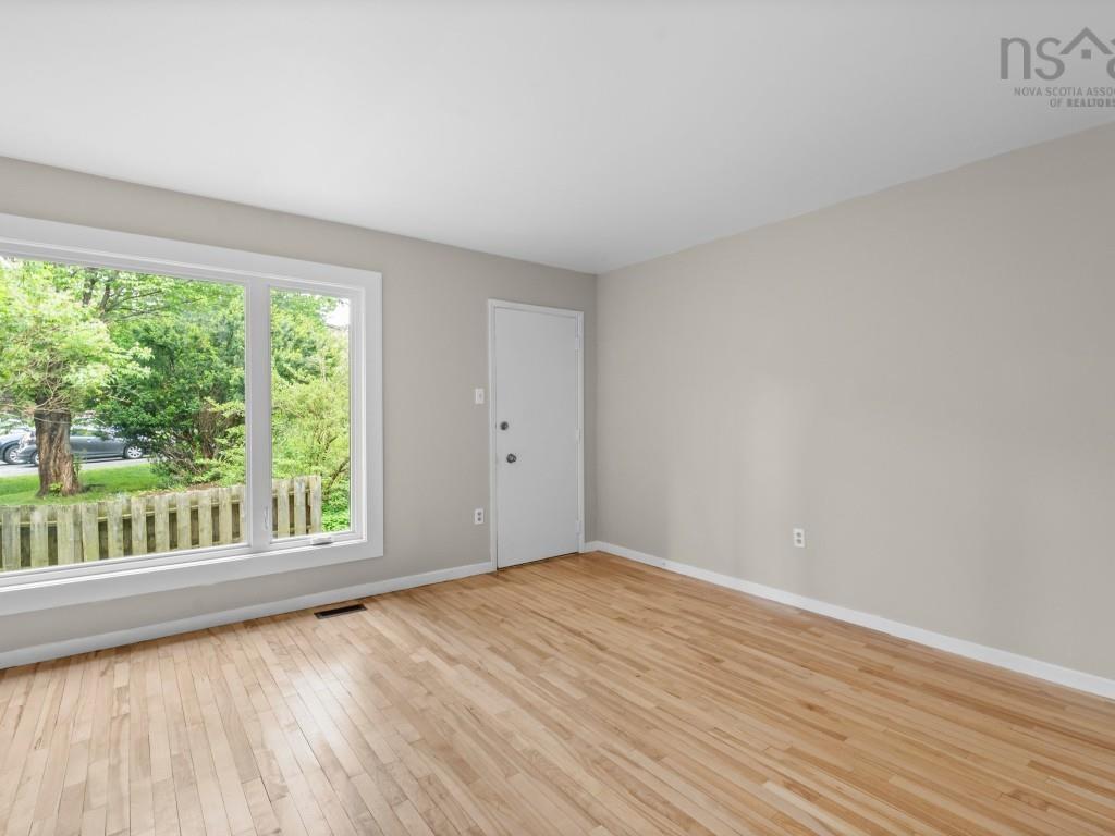 












36 Chelsea Lane

,
Halifax,




NS
B3M 1K9

