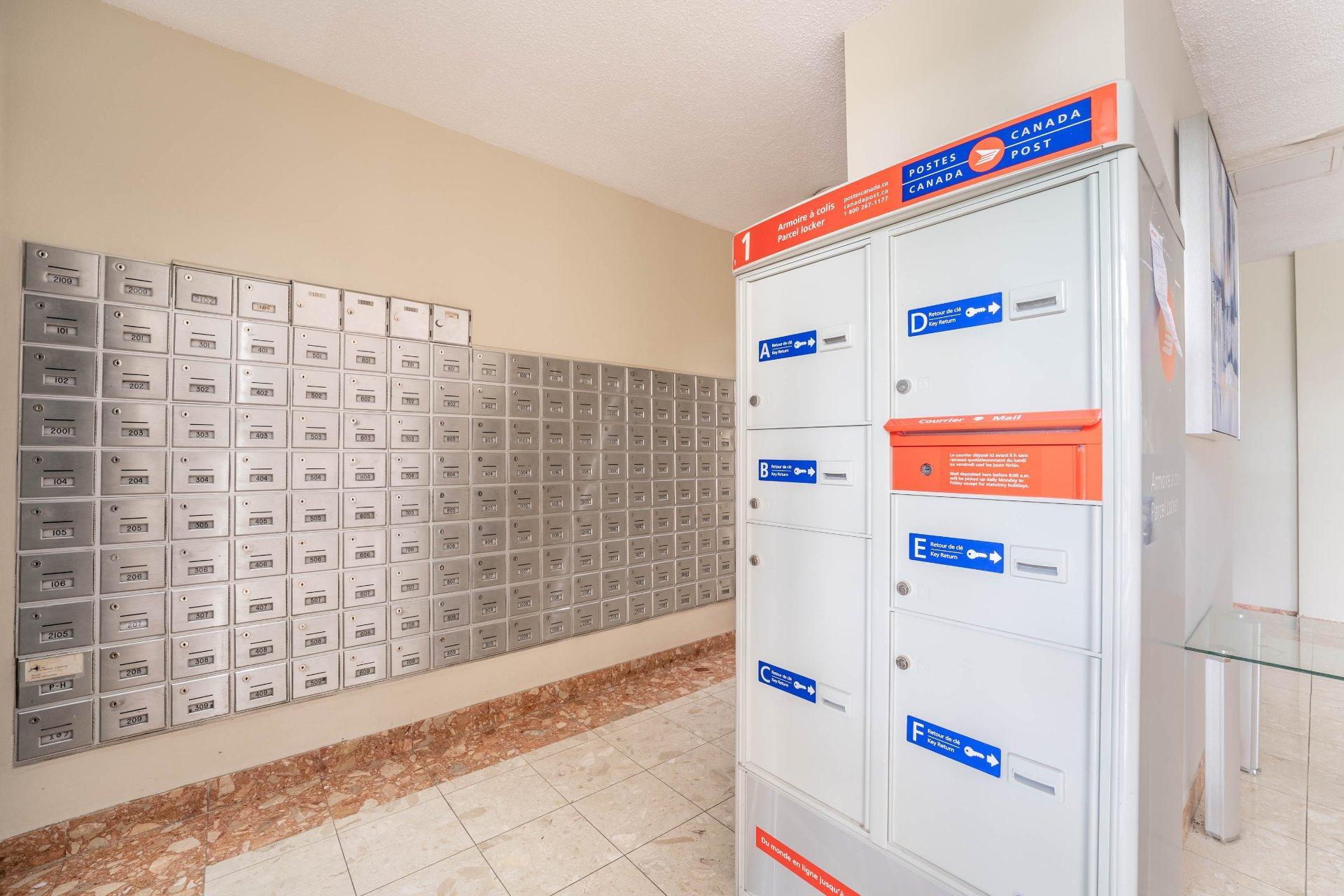 









285


Rue Laurier

, 1408,
Gatineau (Hull),




QC
J8X3W9

