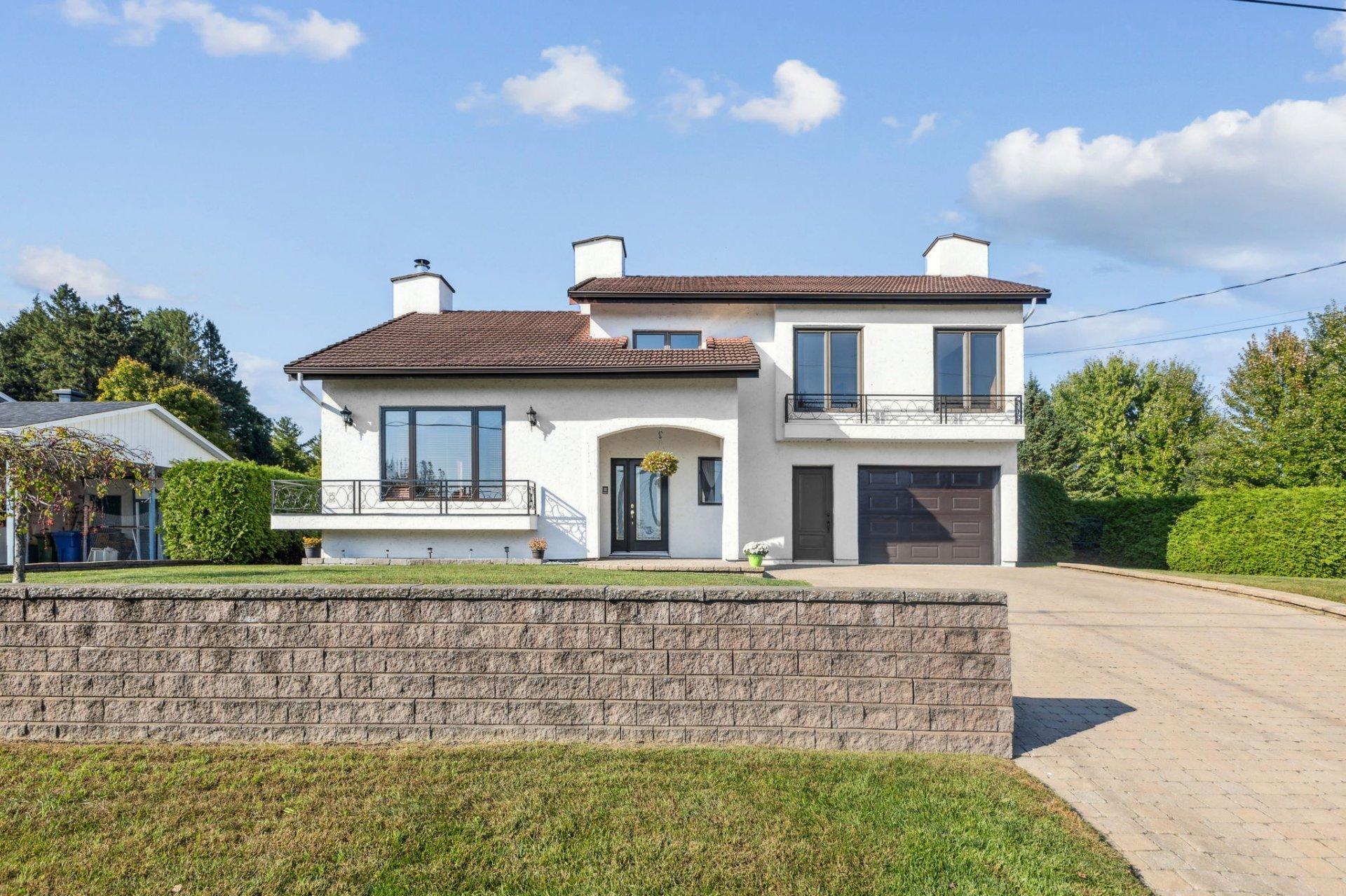 









240


Rue Bissonnette

,
Papineauville,




QC
J0V1R0

