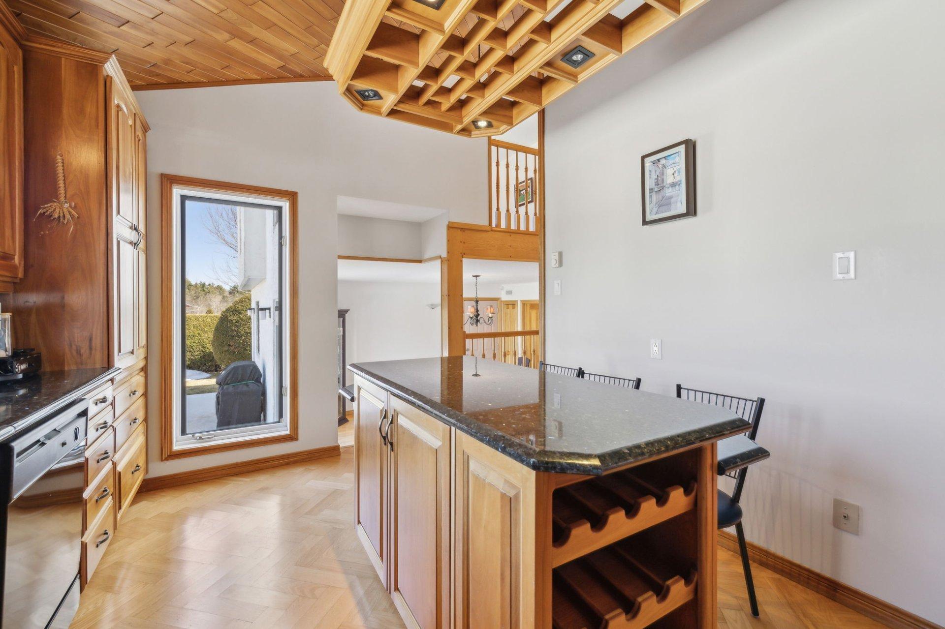 









240


Rue Bissonnette

,
Papineauville,




QC
J0V1R0

