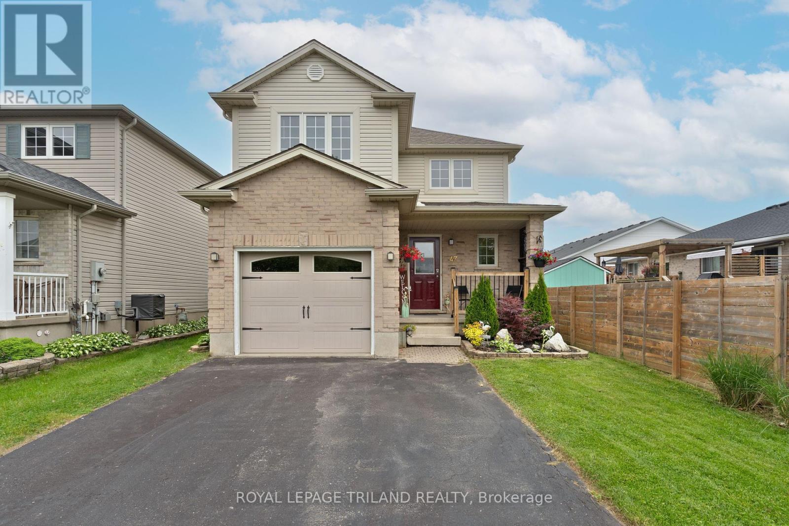 












47 CARRIE CRESCENT

,
St. Thomas,




Ontario
N5R6C1

