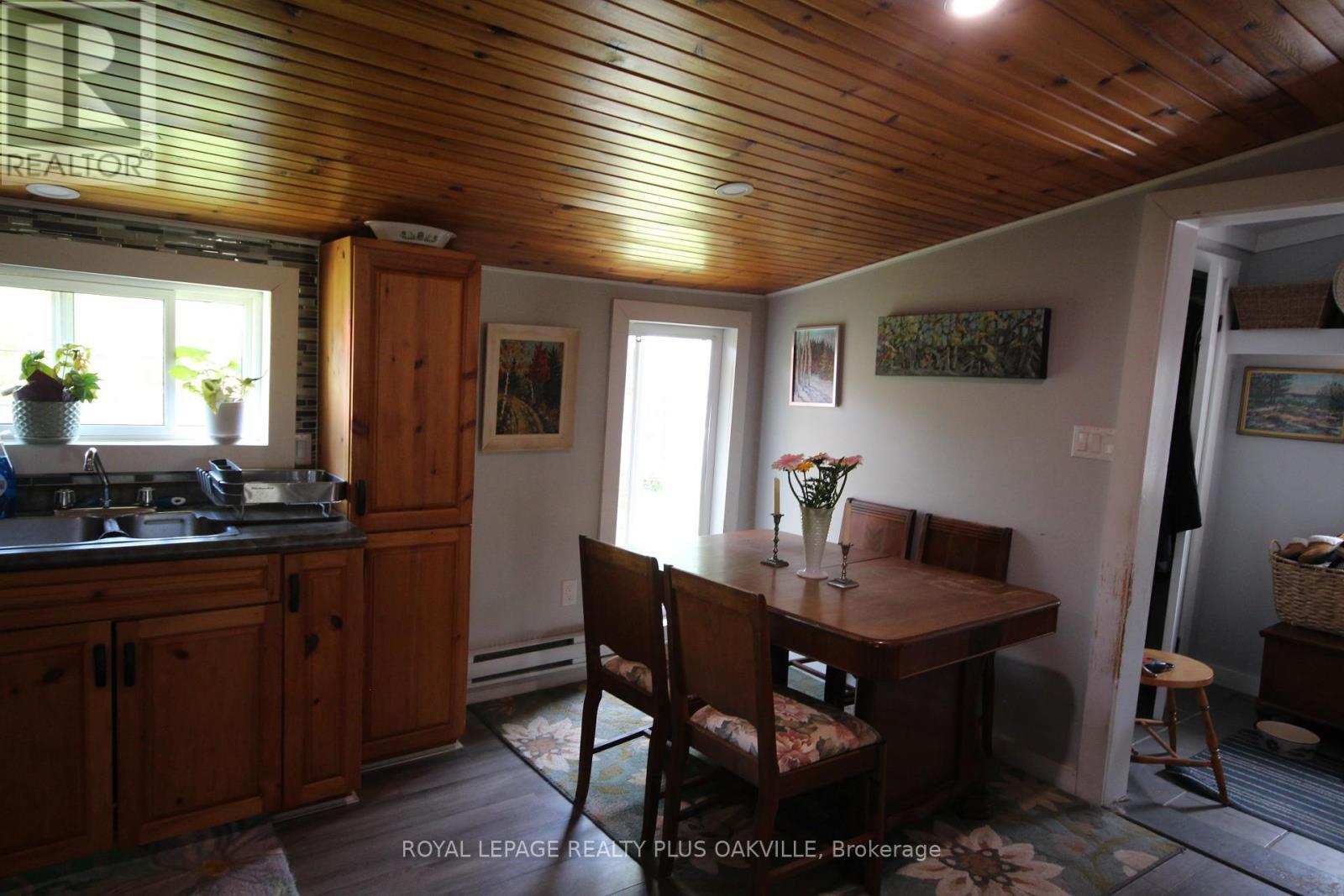 












322 BOBCAYGEON ROAD

,
Minden Hills,




Ontario
K0M2K0

