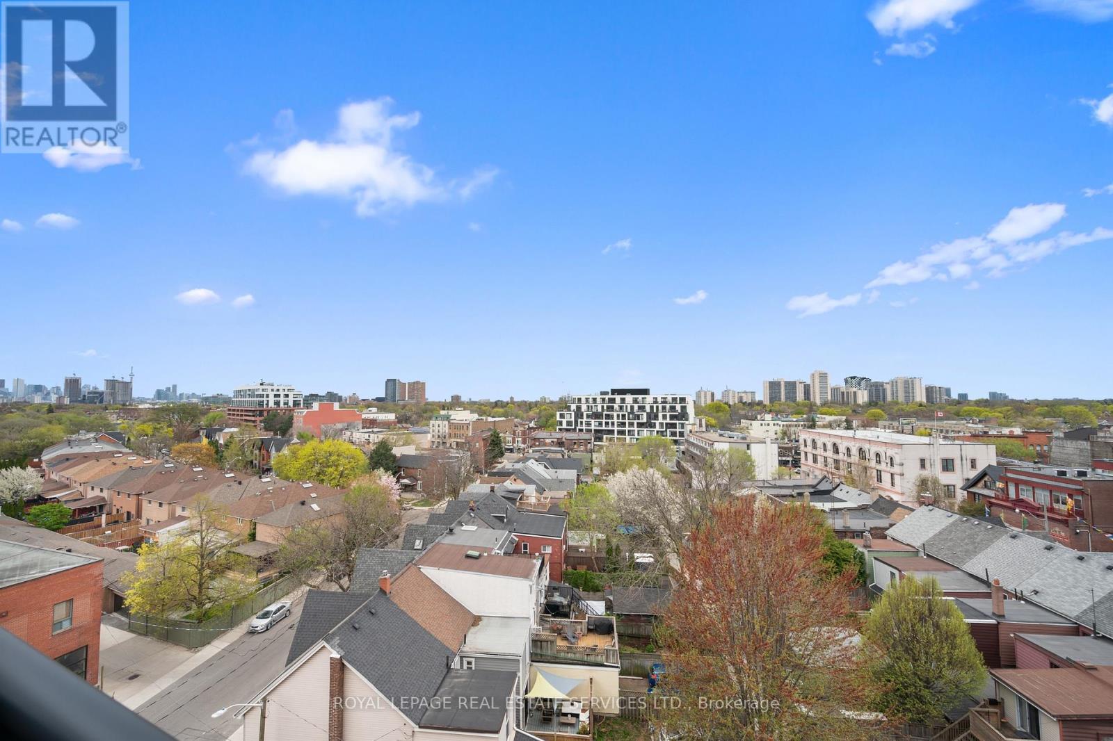 












812 - 61 HEINTZMAN STREET

,
Toronto,




Ontario
M6P5A2

