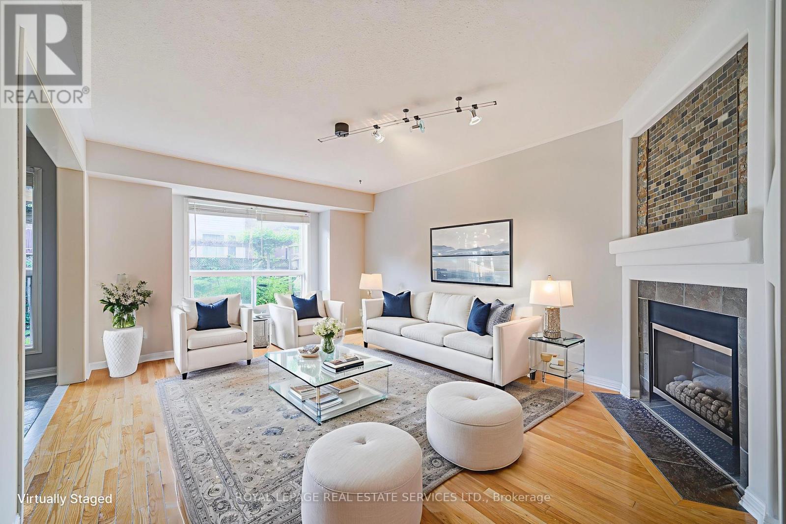 












2399 WESTOAK TRAILS BOULEVARD

,
Oakville,




Ontario
L6M3X6

