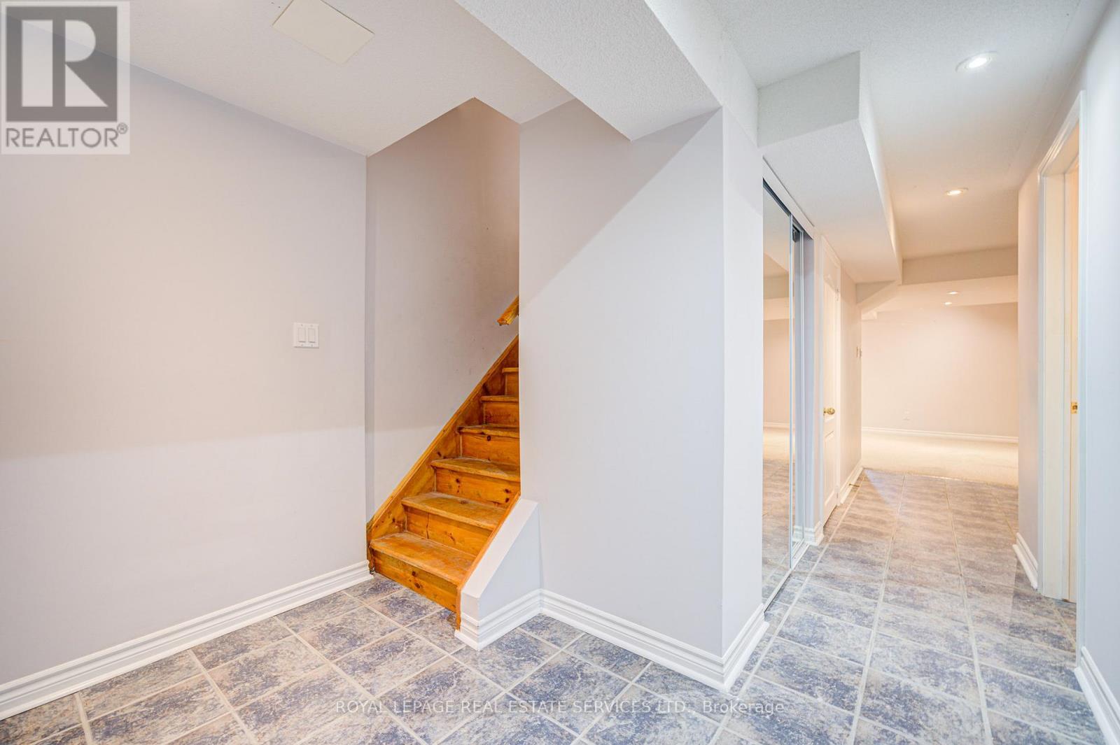 












2399 WESTOAK TRAILS BOULEVARD

,
Oakville,




Ontario
L6M3X6

