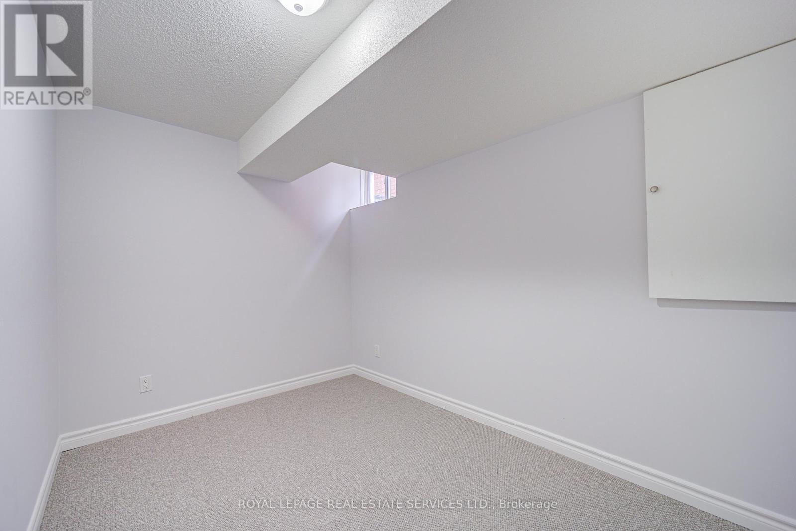 












2399 WESTOAK TRAILS BOULEVARD

,
Oakville,




Ontario
L6M3X6

