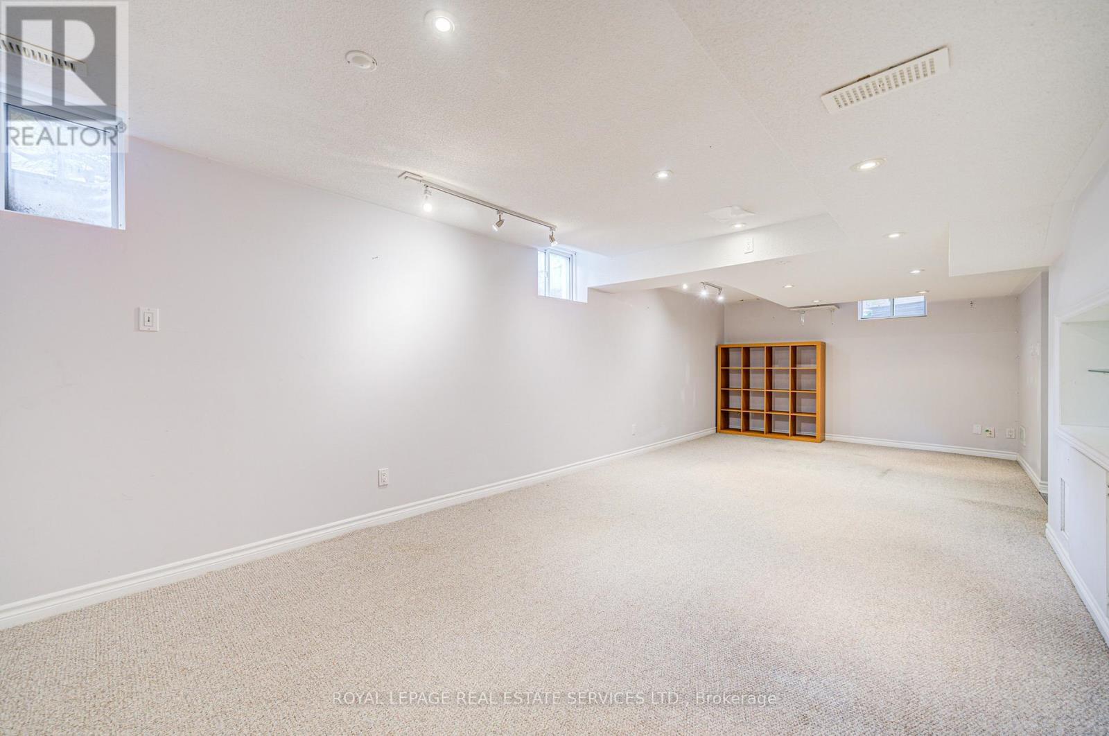 












2399 WESTOAK TRAILS BOULEVARD

,
Oakville,




Ontario
L6M3X6


