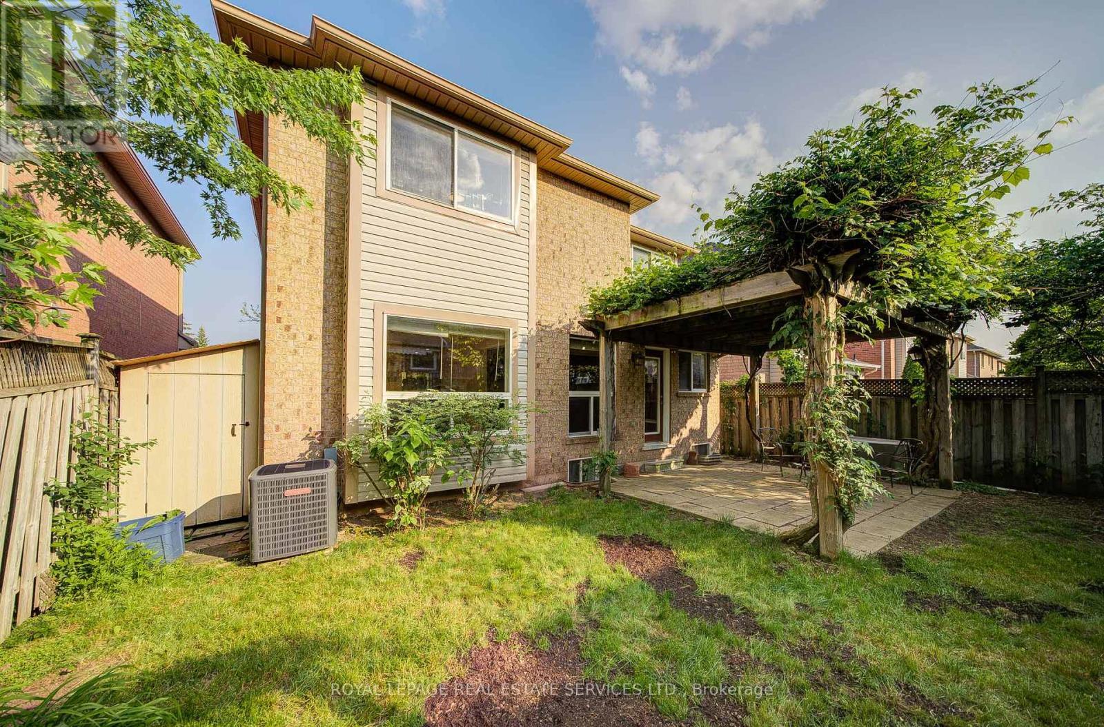 












2399 WESTOAK TRAILS BOULEVARD

,
Oakville,




Ontario
L6M3X6

