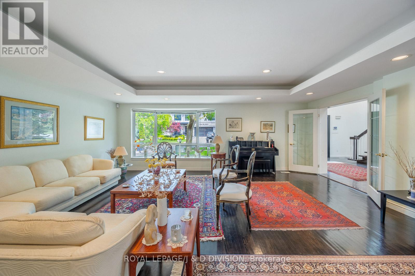 












31 GEORGE HENRY BOULEVARD

,
Toronto,




Ontario
M2J1E3

