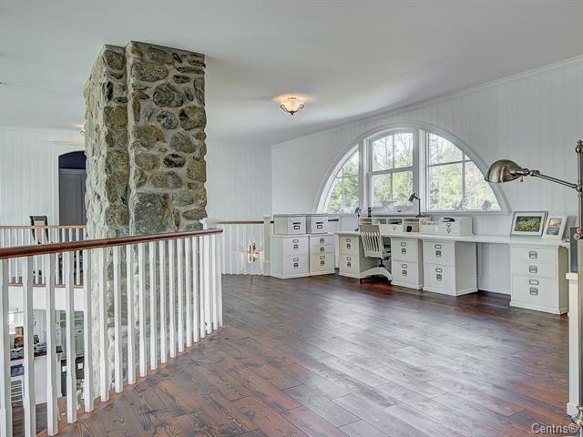









41


Ch. de la Baie

,
Magog,




QC
J1X5R9

