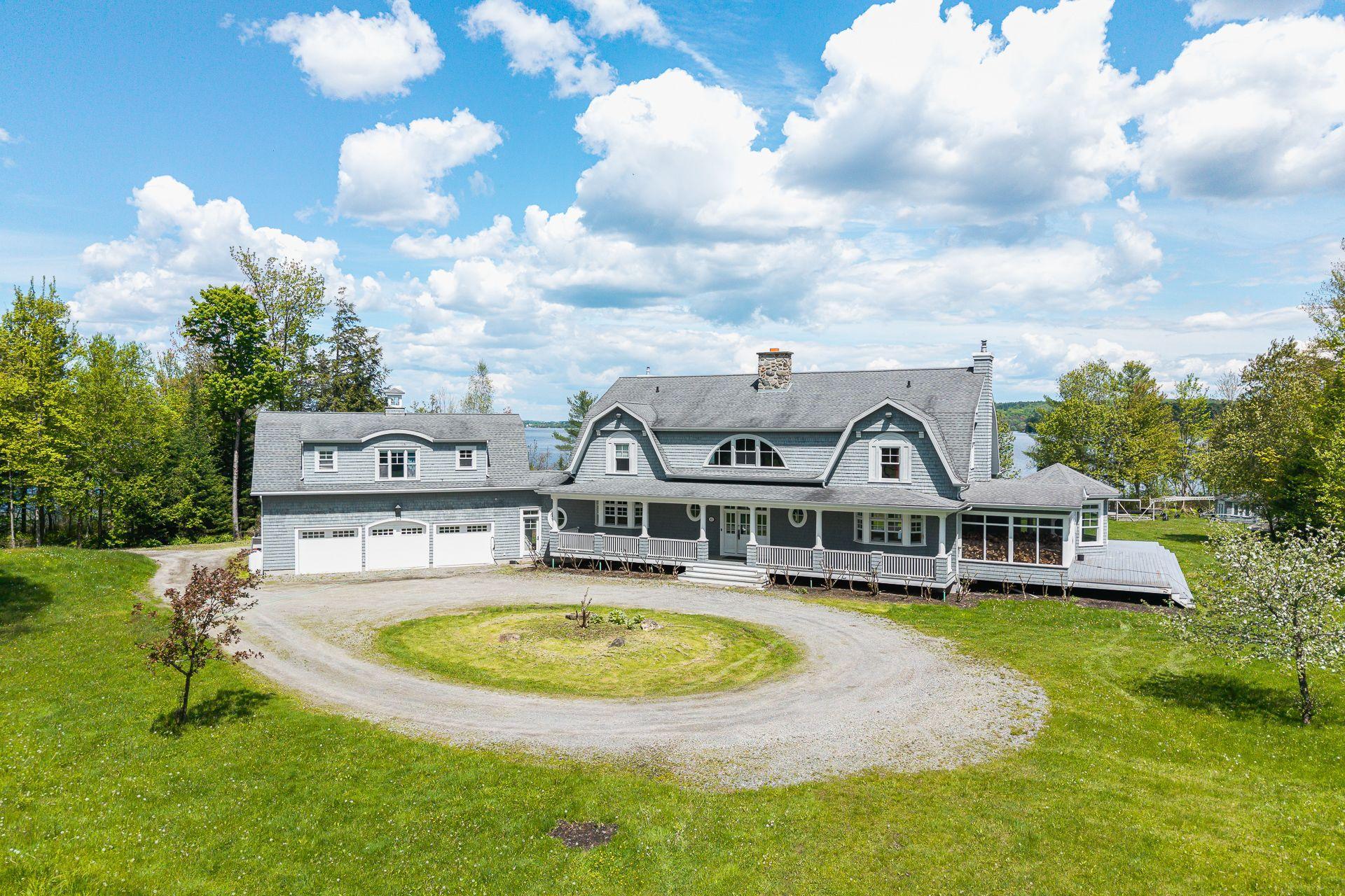 









41


Ch. de la Baie

,
Magog,




QC
J1X5R9

