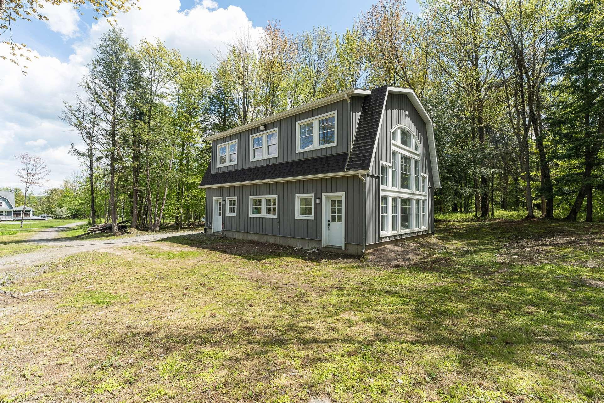 









41


Ch. de la Baie

,
Magog,




QC
J1X5R9

