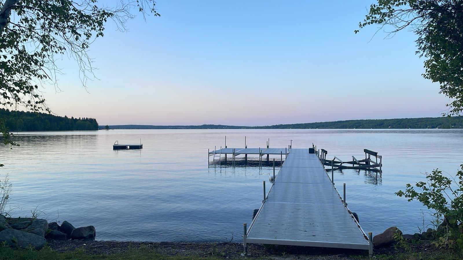 









41


Ch. de la Baie

,
Magog,




QC
J1X5R9

