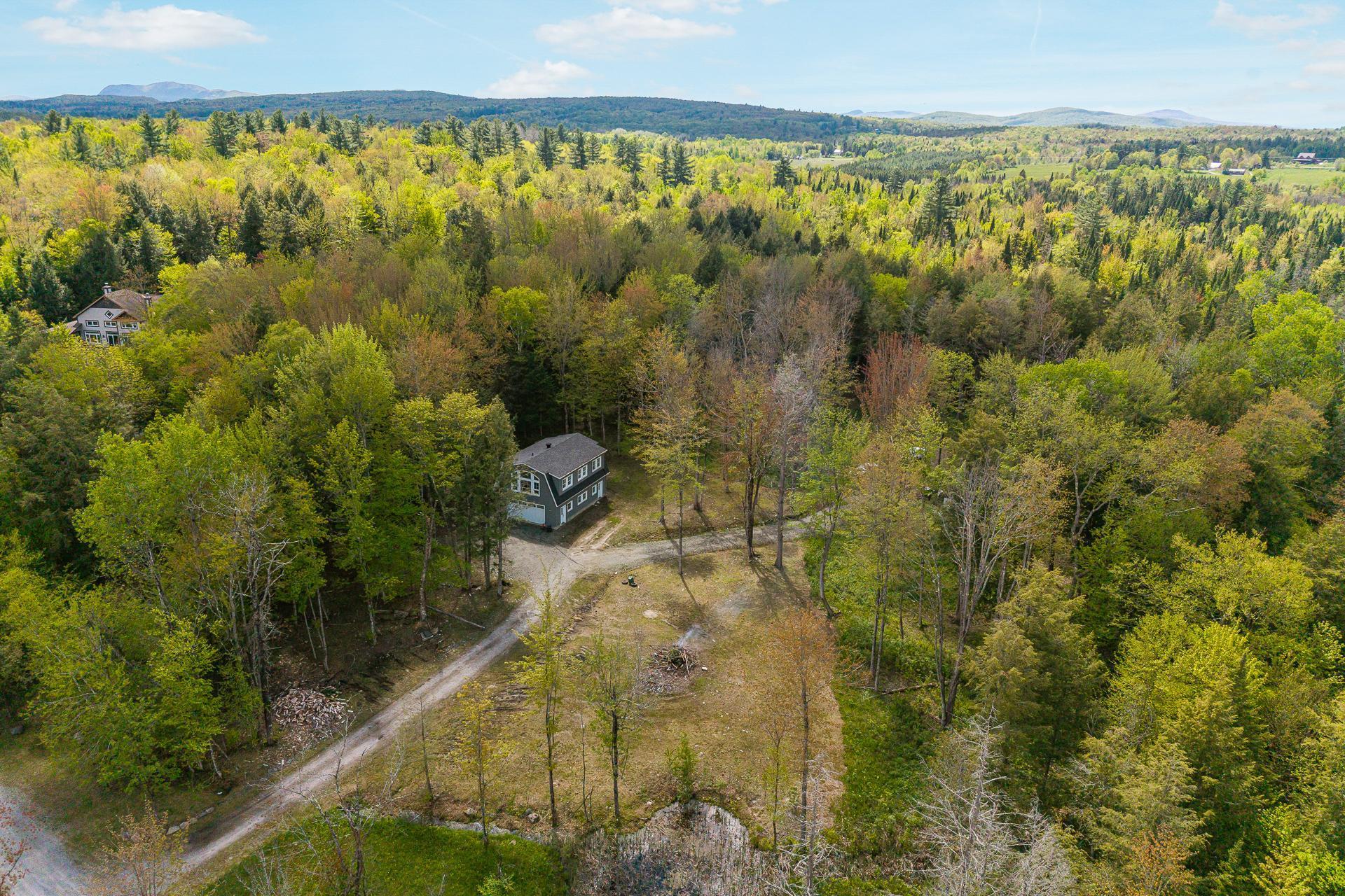 









41


Ch. de la Baie

,
Magog,




QC
J1X5R9

