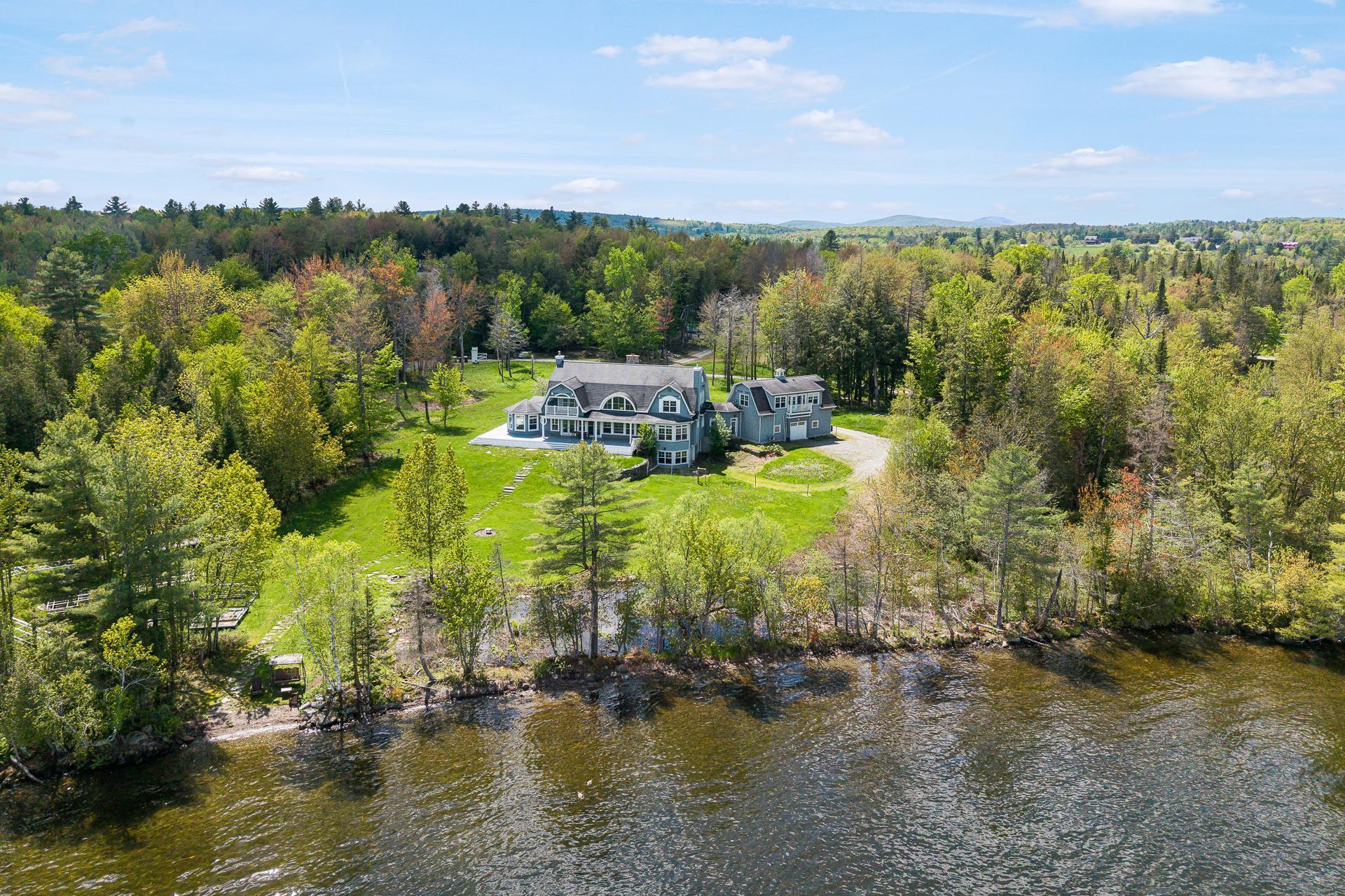 









41


Ch. de la Baie

,
Magog,




QC
J1X5R9

