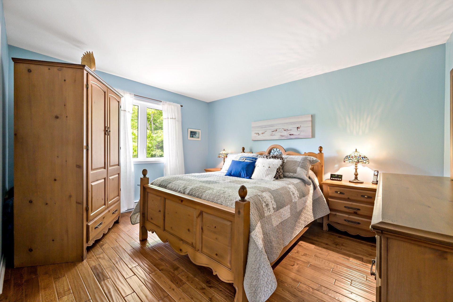 









53


Ch. du Lac-Mitchell

,
La Macaza,




QC
J0T1R0

