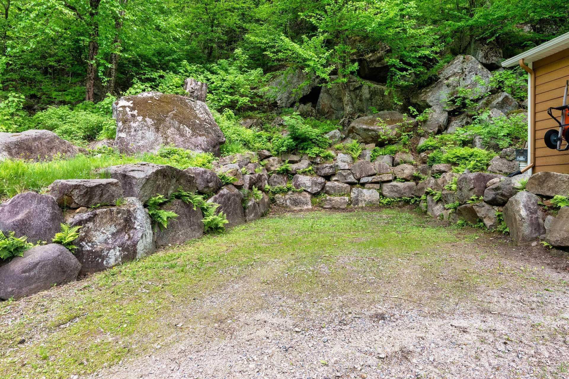 









53


Ch. du Lac-Mitchell

,
La Macaza,




QC
J0T1R0

