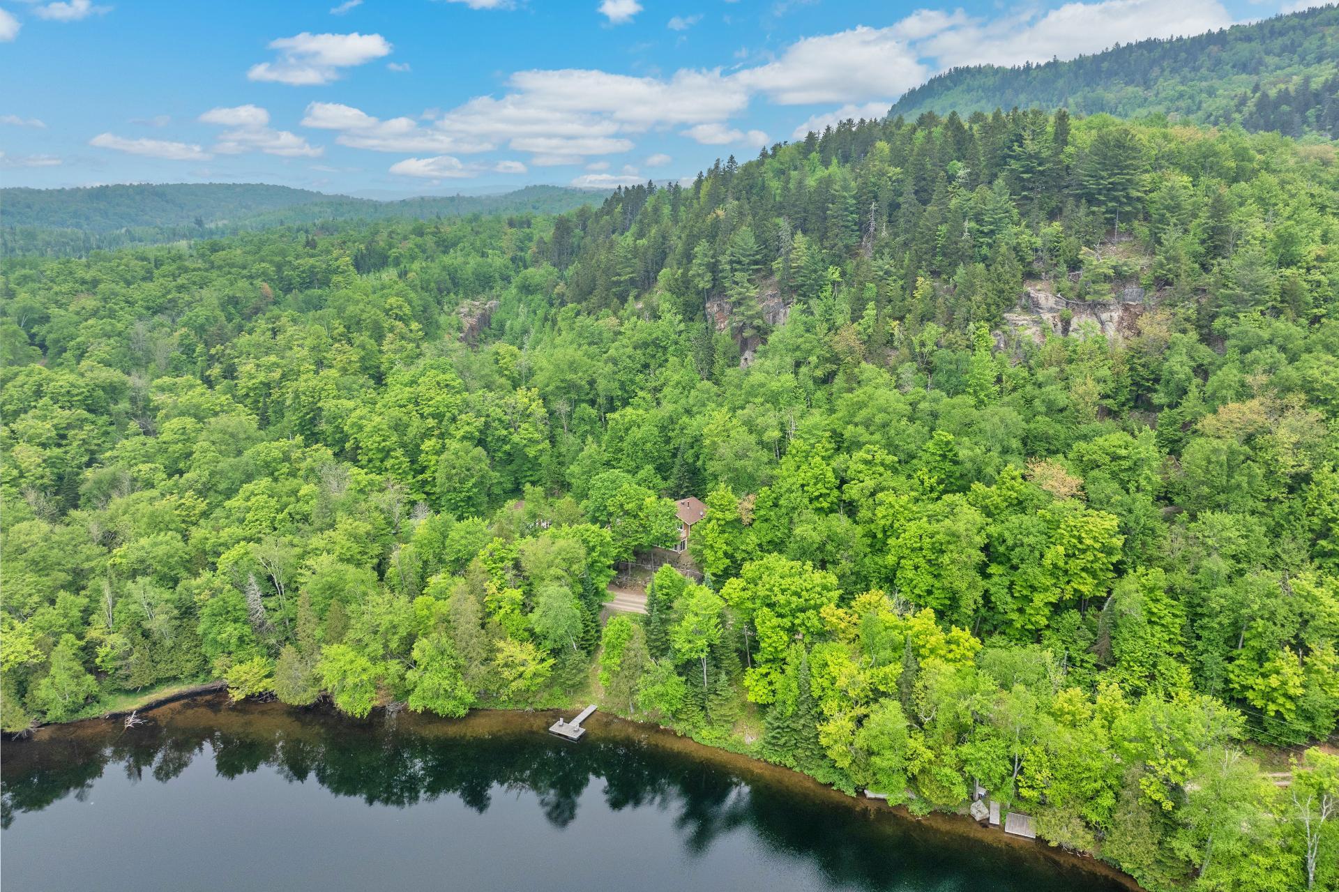 









53


Ch. du Lac-Mitchell

,
La Macaza,




QC
J0T1R0

