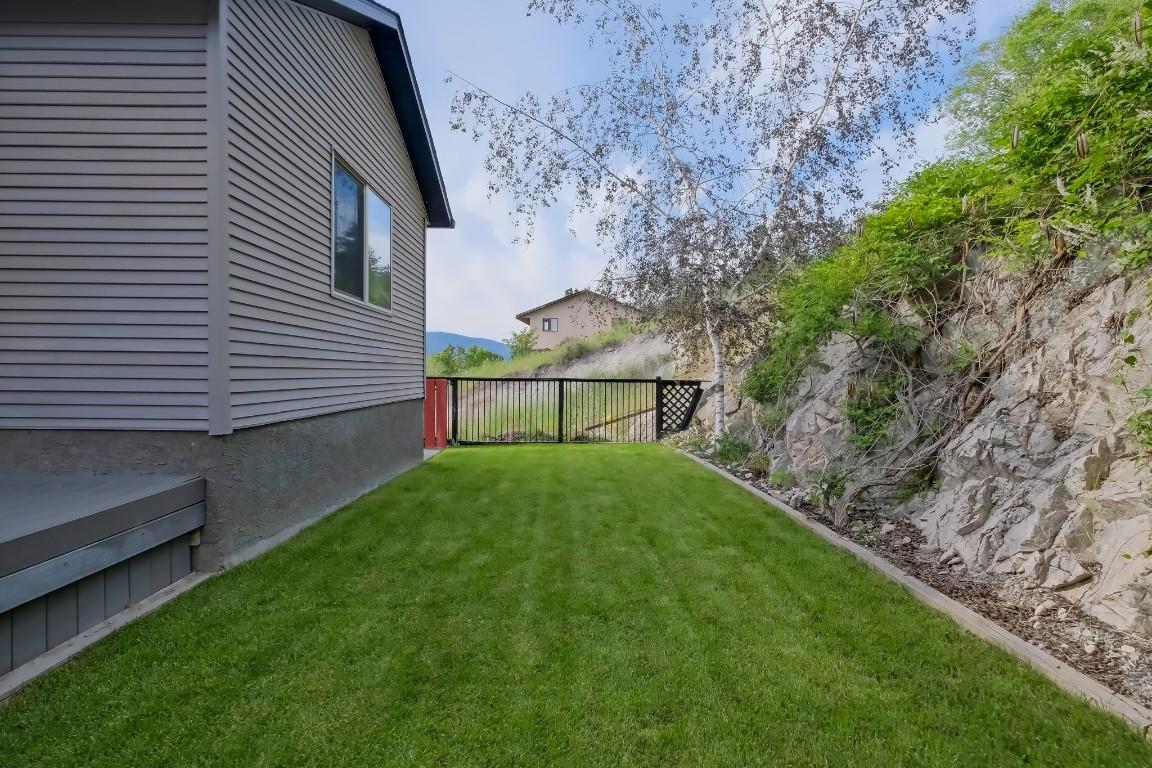 









11339


Dakota

Road,
Lake Country,




BC
V4V 1X1

