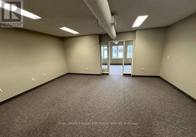 












442 BRANT STREET

,
Burlington,




Ontario
L7S1G6

