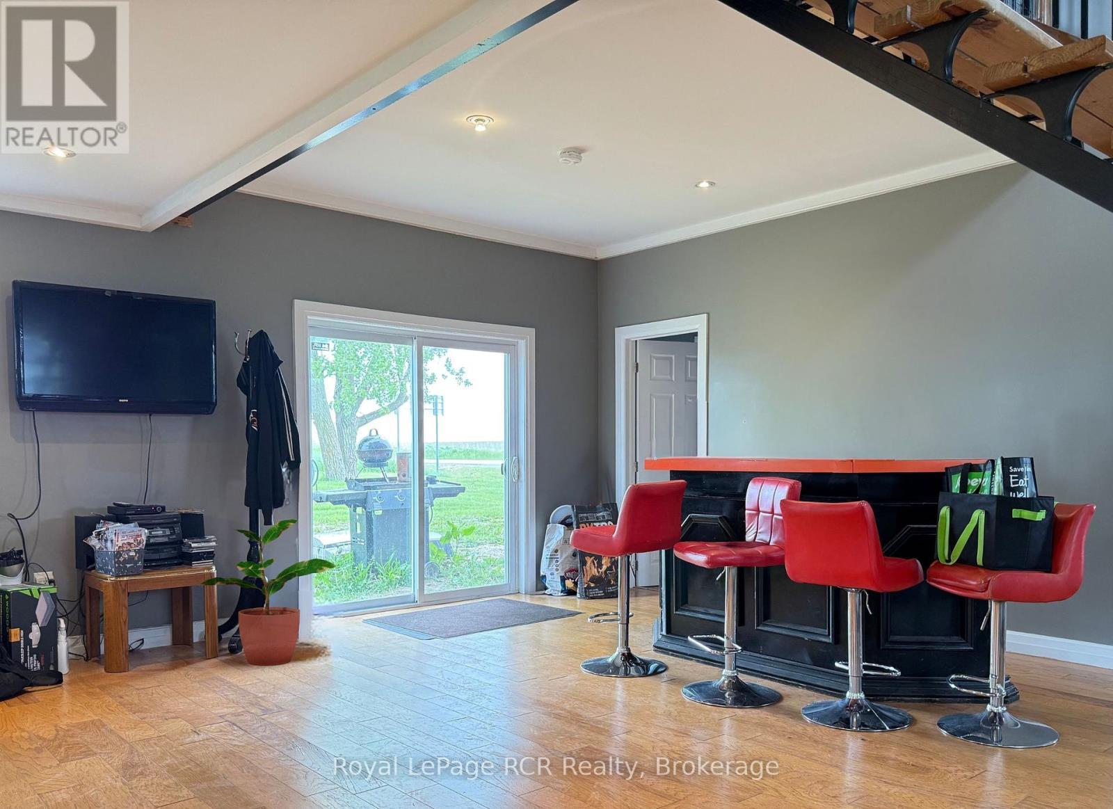 












228 BRUCE ROAD 40

,
Arran-Elderslie,




Ontario
N0H1L0

