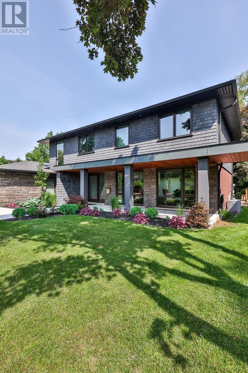 












1355 GATEHOUSE DRIVE

,
Mississauga,




Ontario
L5H1A6

