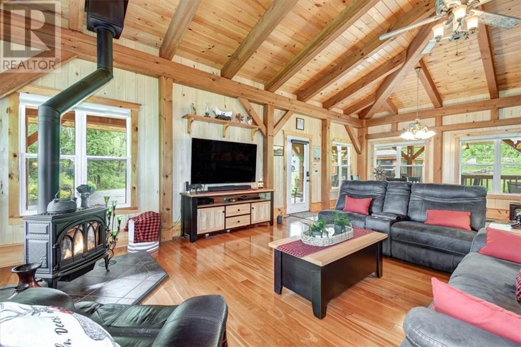 












944 N STEENBURG LAKE Road N

,
Gilmour,




Ontario
K0L1W0

