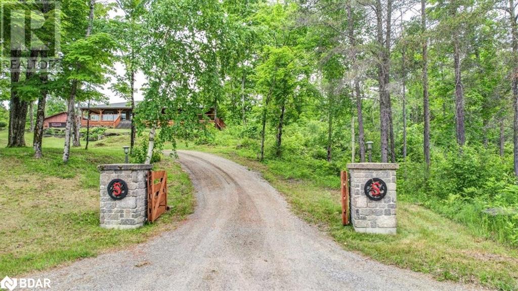 












944 N STEENBURG LAKE Road N

,
Gilmour,




Ontario
K0L1W0

