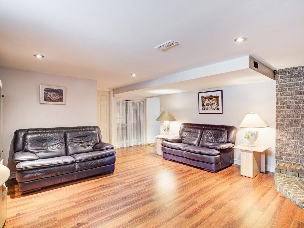 









88

 - 90


Rue St-Joseph

,
Le Gardeur (Repentigny),




QC
J5Z2E3

