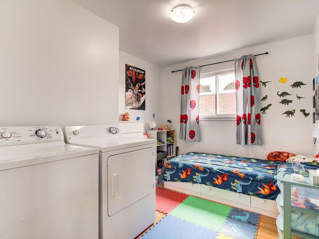 









88

 - 90


Rue St-Joseph

,
Le Gardeur (Repentigny),




QC
J5Z2E3

