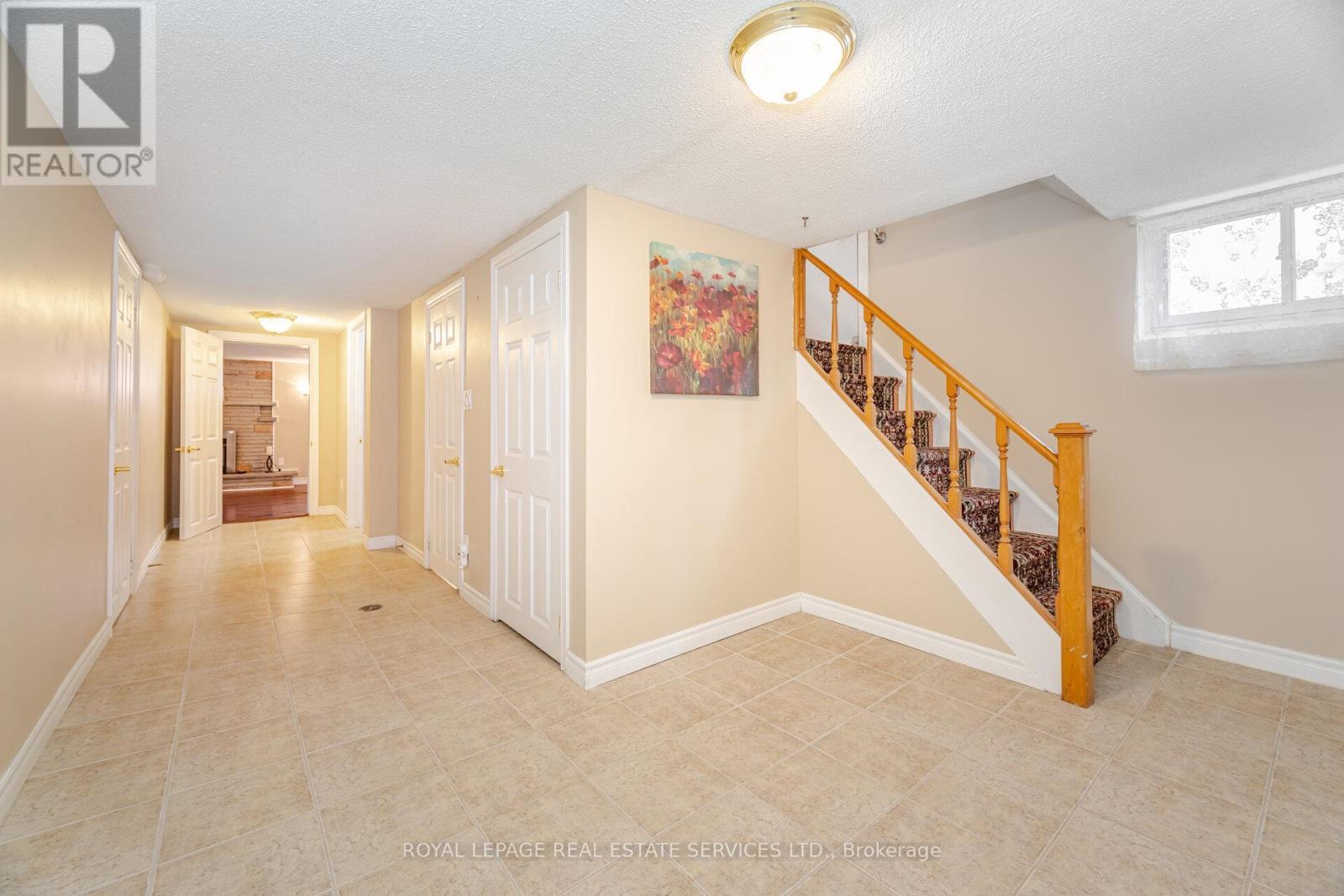 












46 CARDIGAN ROAD

,
Toronto,




Ontario
M8Z2W2

