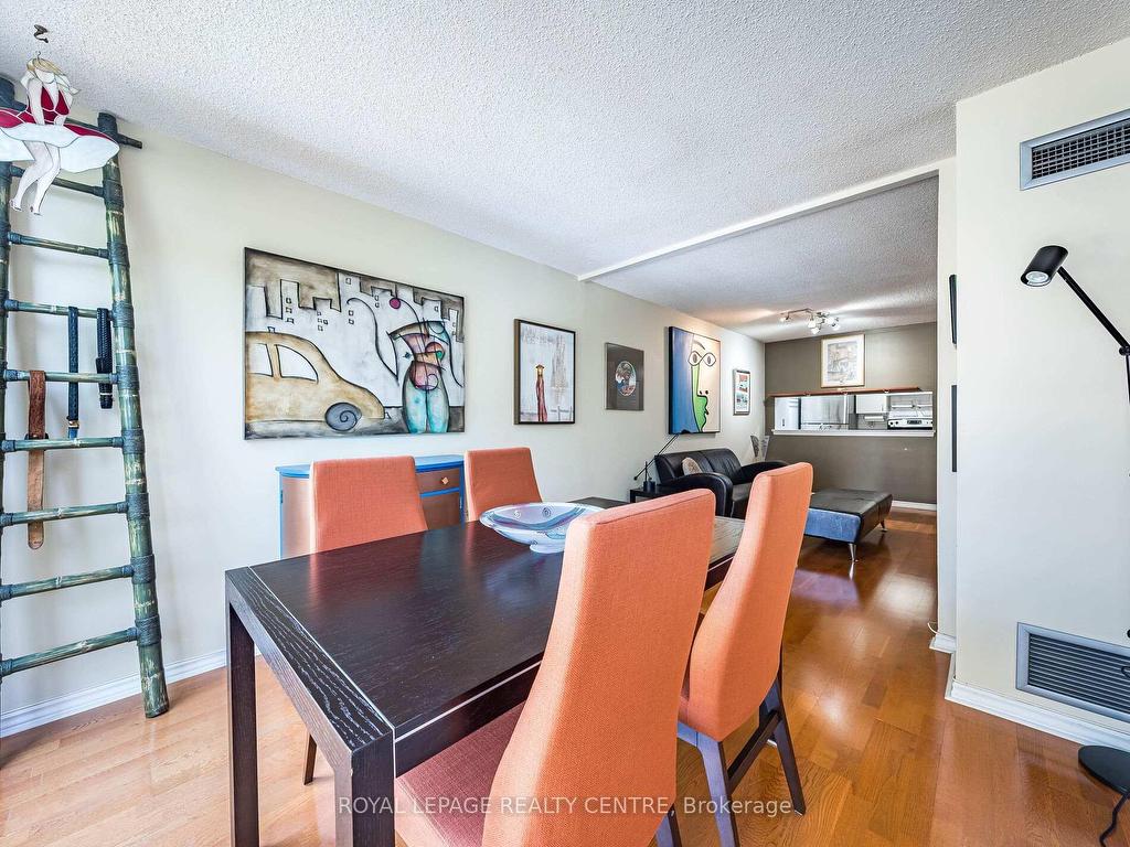 









20


Southport

Street, 402,
Toronto,




ON
M6S 4Y8

