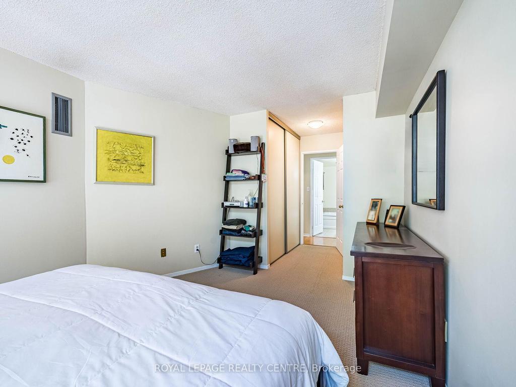









20


Southport

Street, 402,
Toronto,




ON
M6S 4Y8

