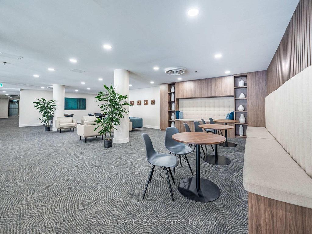 









20


Southport

Street, 402,
Toronto,




ON
M6S 4Y8

