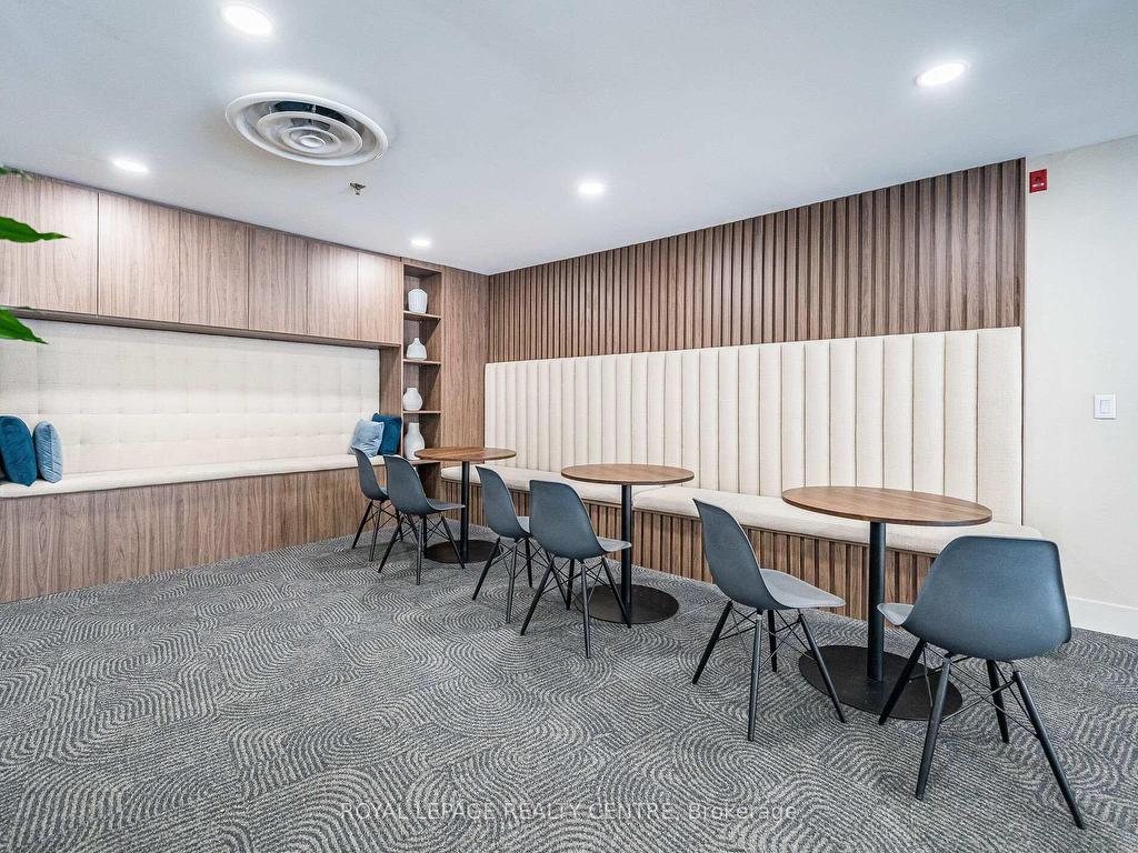 









20


Southport

Street, 402,
Toronto,




ON
M6S 4Y8

