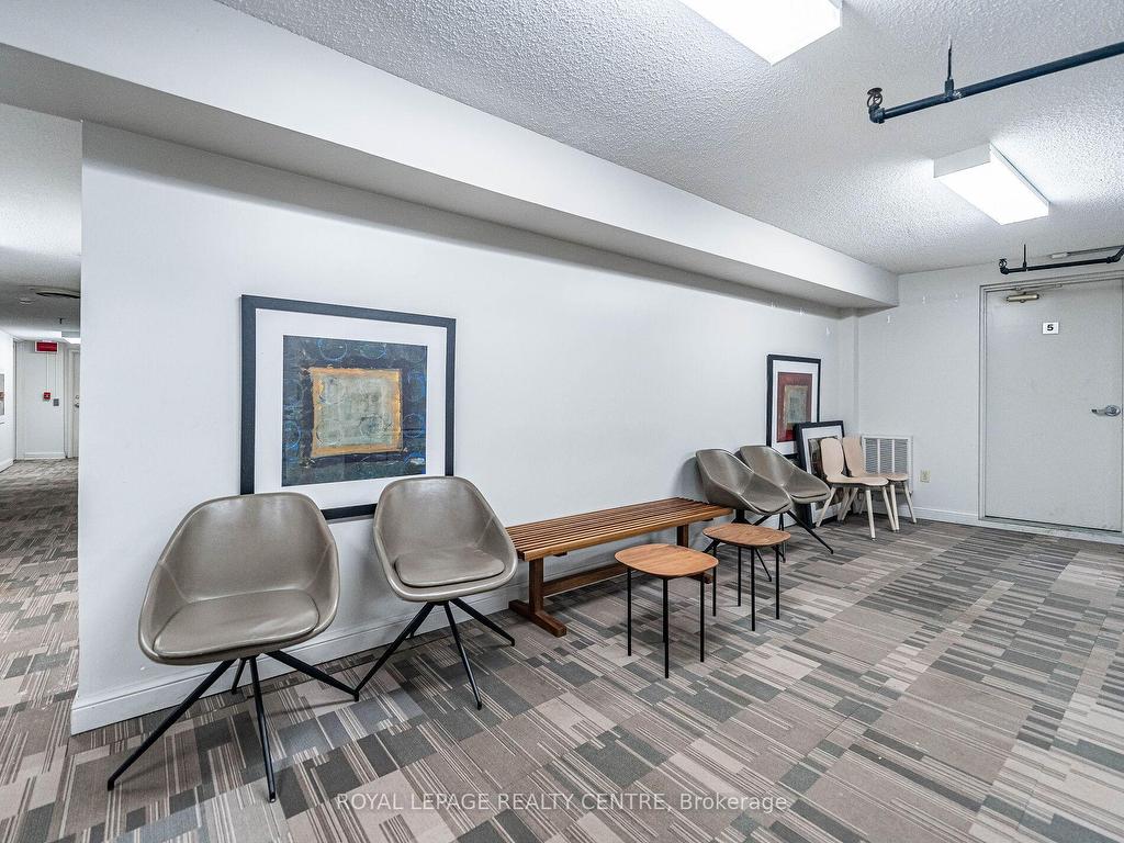 









20


Southport

Street, 402,
Toronto,




ON
M6S 4Y8

