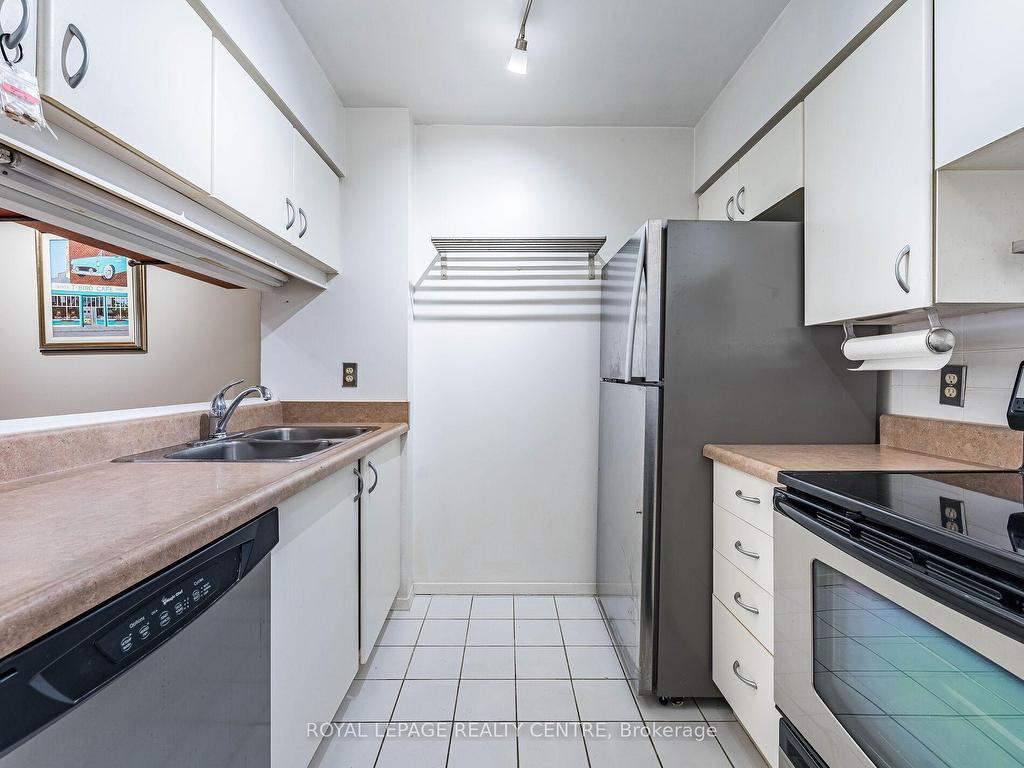 









20


Southport

Street, 402,
Toronto,




ON
M6S 4Y8

