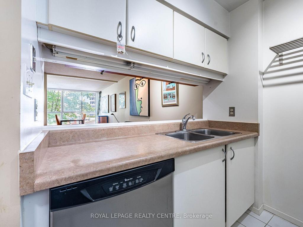 









20


Southport

Street, 402,
Toronto,




ON
M6S 4Y8

