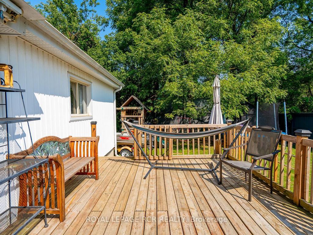 









17


Little York

Street,
Orangeville,




ON
L9W 1L8


