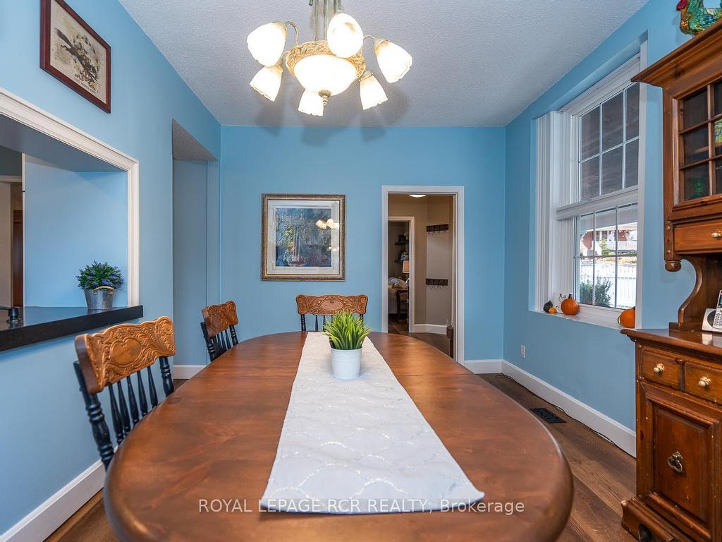 









17


Little York

Street,
Orangeville,




ON
L9W 1L8

