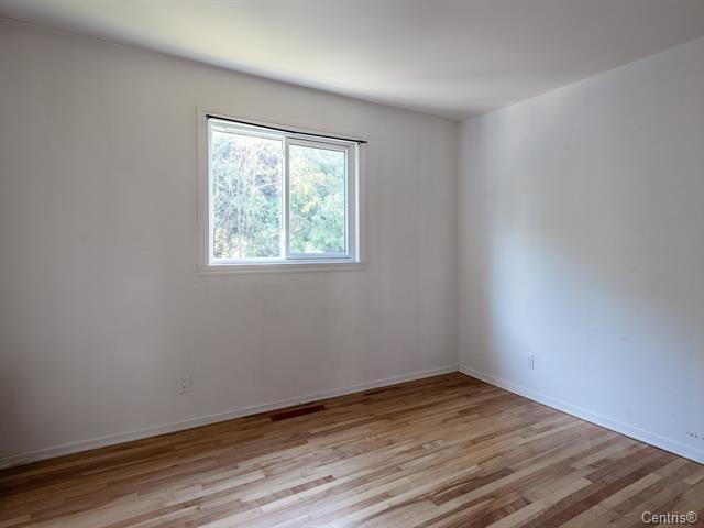









24Z

 - 24A


24e Avenue S.

,
Bois-des-Filion,




QC
J6Z1X2

