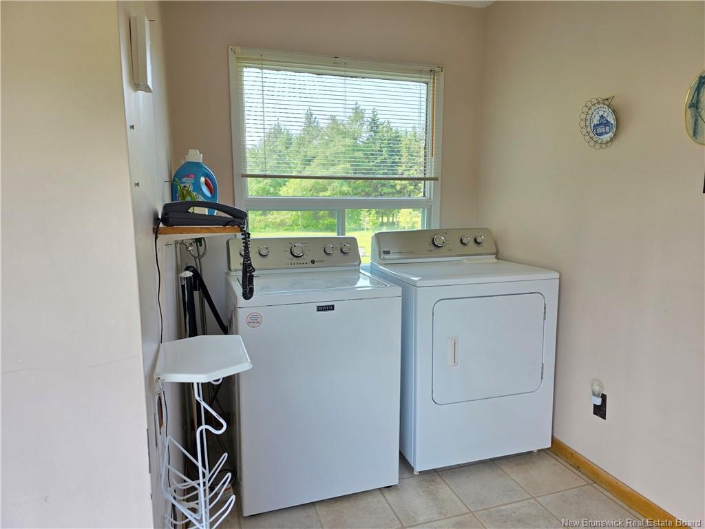 









90


Kentlodge

,
Beresford,




NB
E8K 1B1

