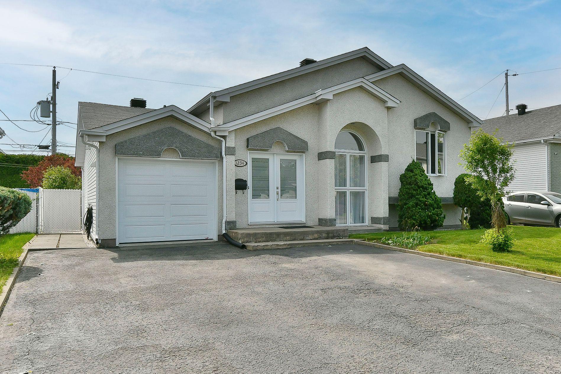









1234


Rue Victor-Hugo

,
Repentigny (Repentigny),




QC
J5Y3R8

