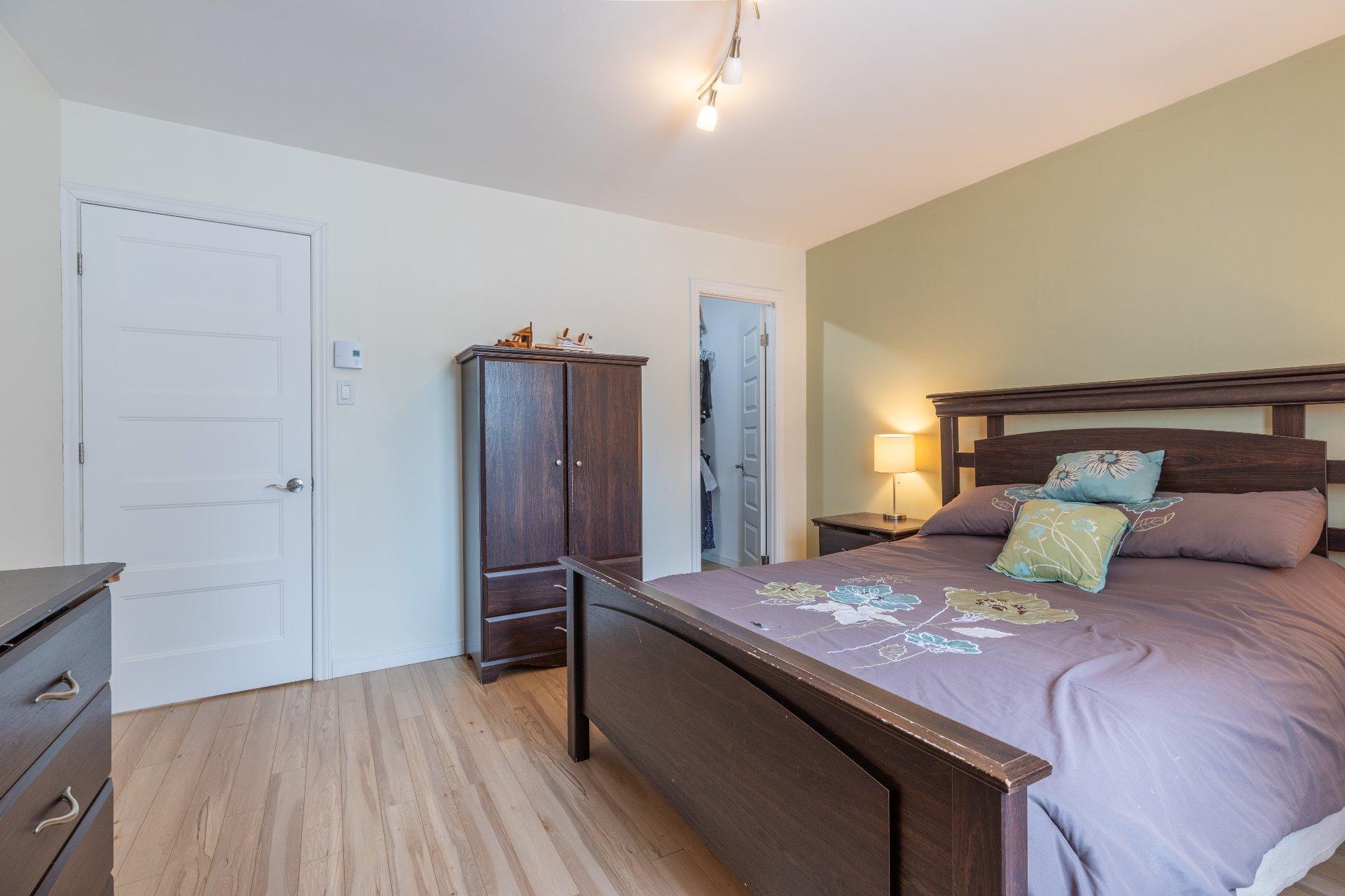 









801


Rue Laforest

,
Saint-Michel-des-Saints,




QC
J0K3B0

