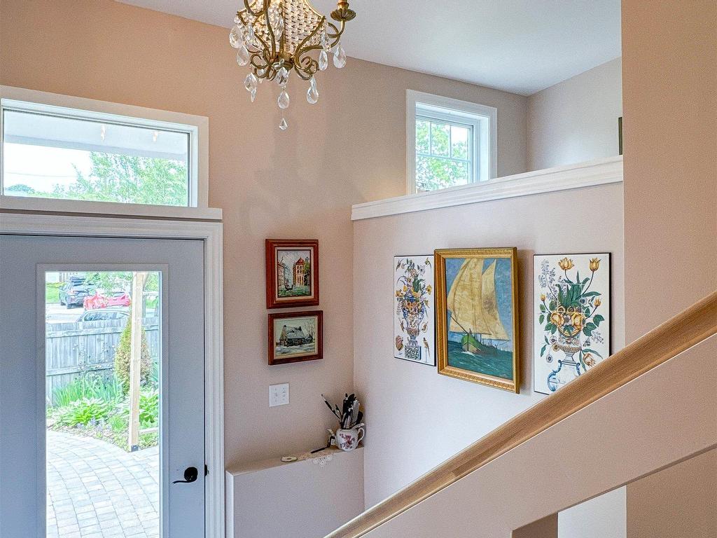 












403A Queen Street

,
Charlottetown,




PE
C1A 4E2

