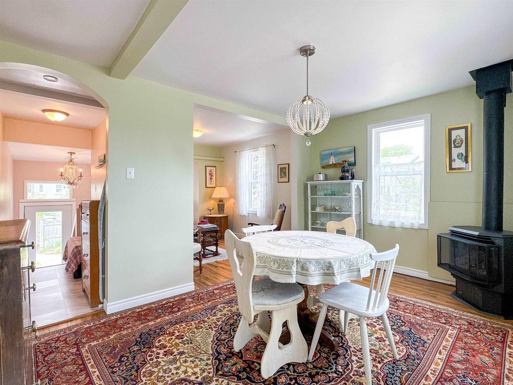












403A Queen Street

,
Charlottetown,




PE
C1A 4E2

