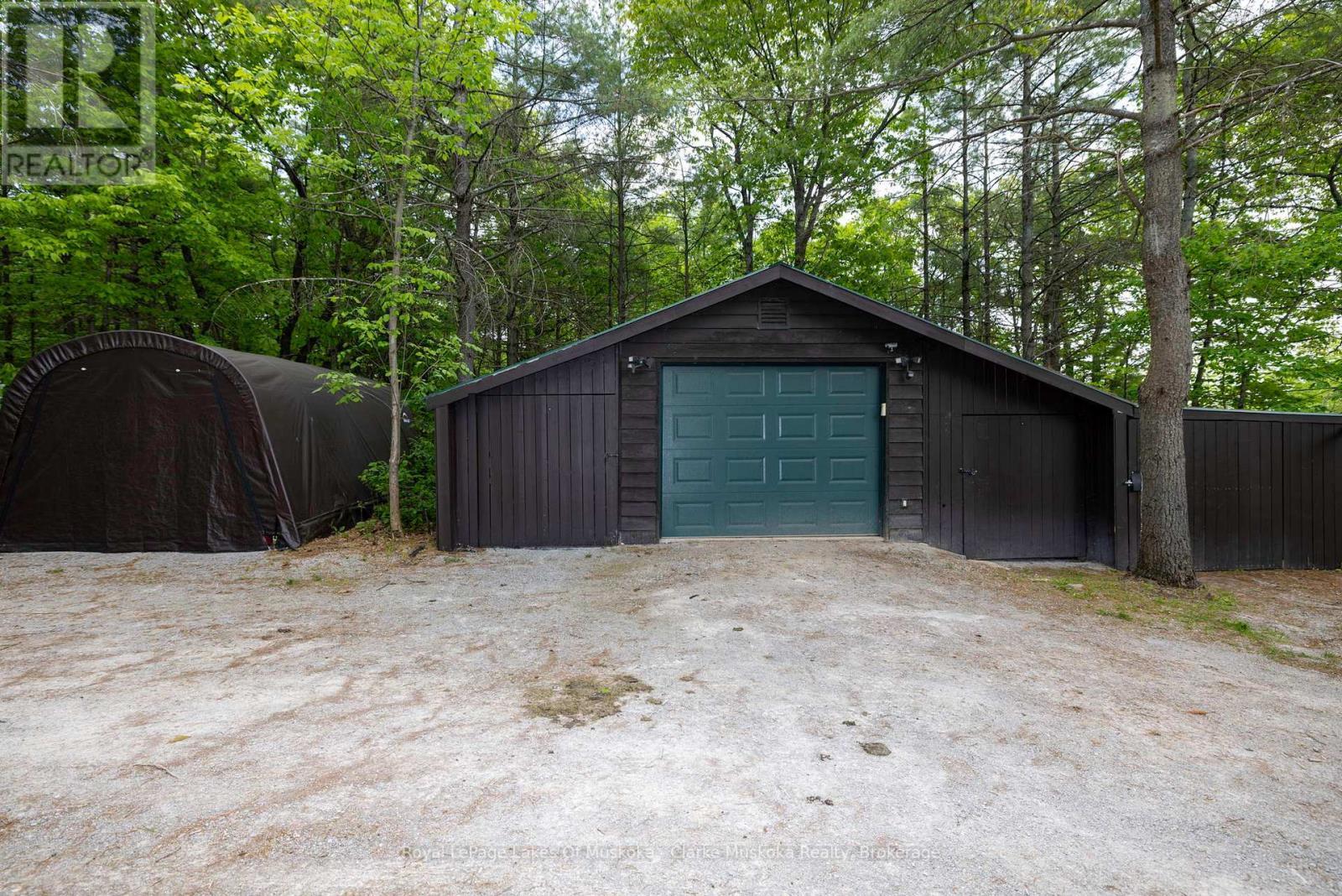 












1719 ELLIS ROAD

,
Severn,




Ontario
L0K1E0

